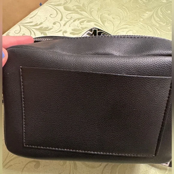 DKNY Kenza Crossbody Bag - Picture 7 of 9